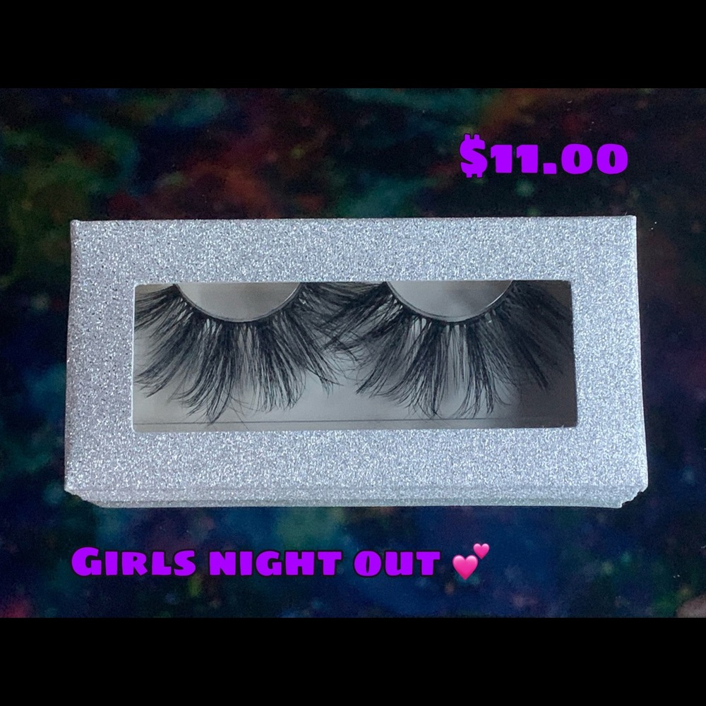 CUTE CHEAP NATURAL LASHES !